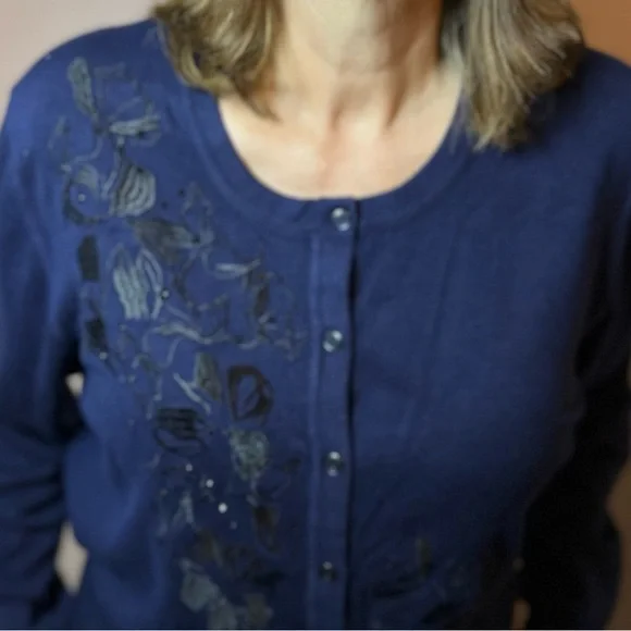 Croft & Barrow Navy Blue Sweater - Picture 10 of 12